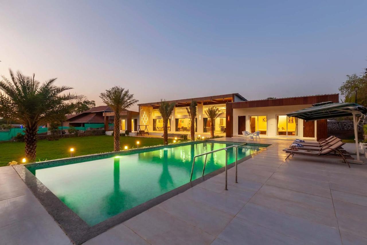 Natures Odyssey By Stayvista - Amidst Lush Greenery With Outdoor Pool And Indoor Activities Chinchavli Dış mekan fotoğraf