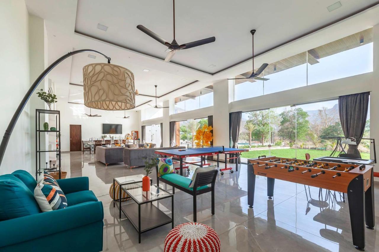 Natures Odyssey By Stayvista - Amidst Lush Greenery With Outdoor Pool And Indoor Activities Chinchavli Dış mekan fotoğraf