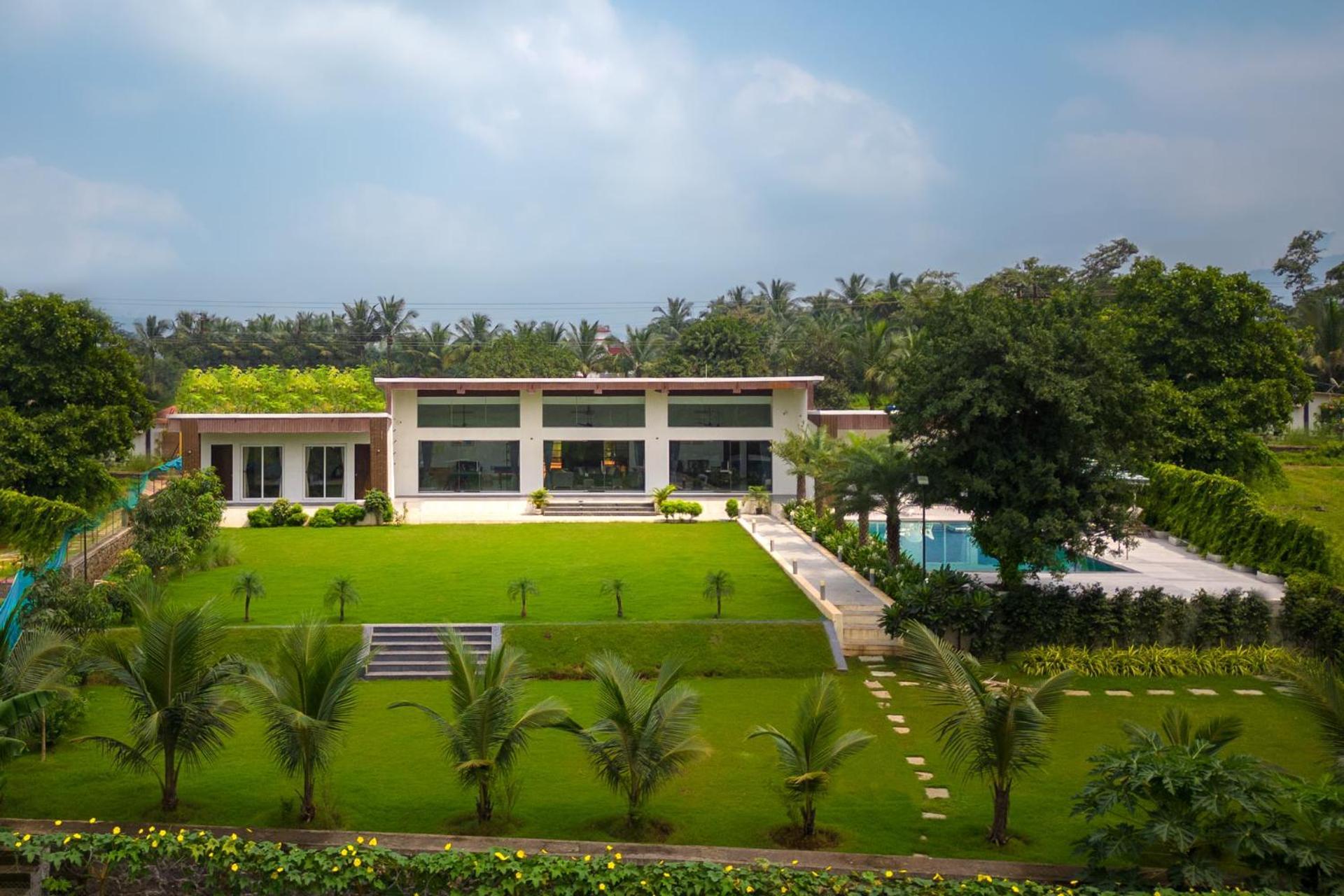 Natures Odyssey By Stayvista - Amidst Lush Greenery With Outdoor Pool And Indoor Activities Chinchavli Dış mekan fotoğraf